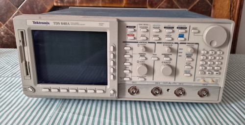 Vintage tektronix tds 640a - vintage,